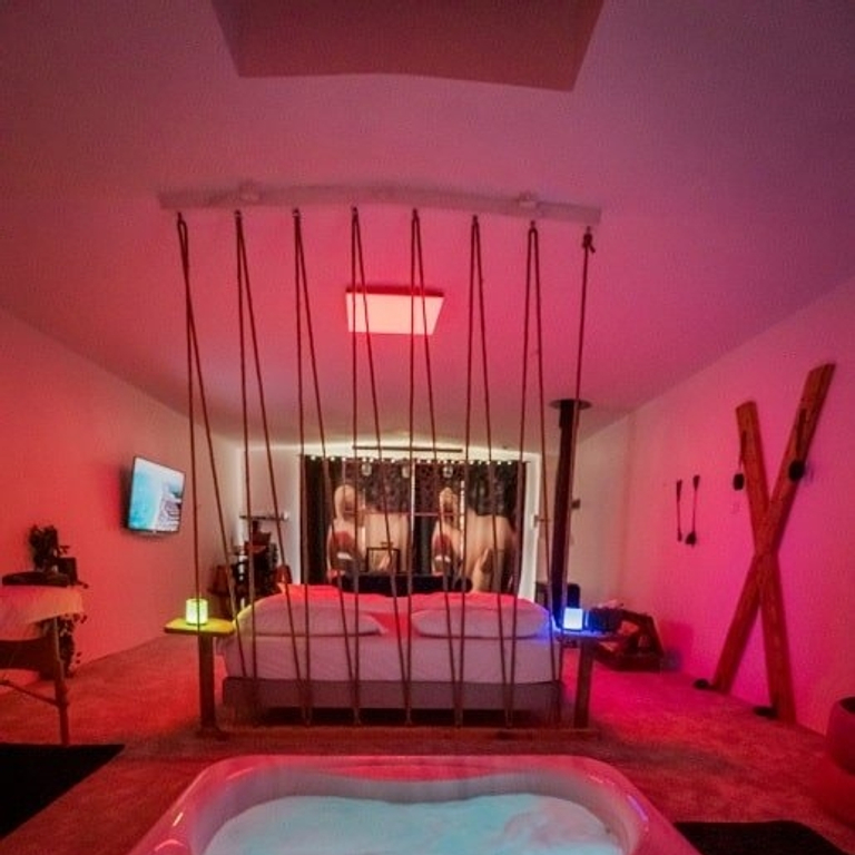 Join Catalan Club Switzerland – VIP Escort / Hostess Wanted