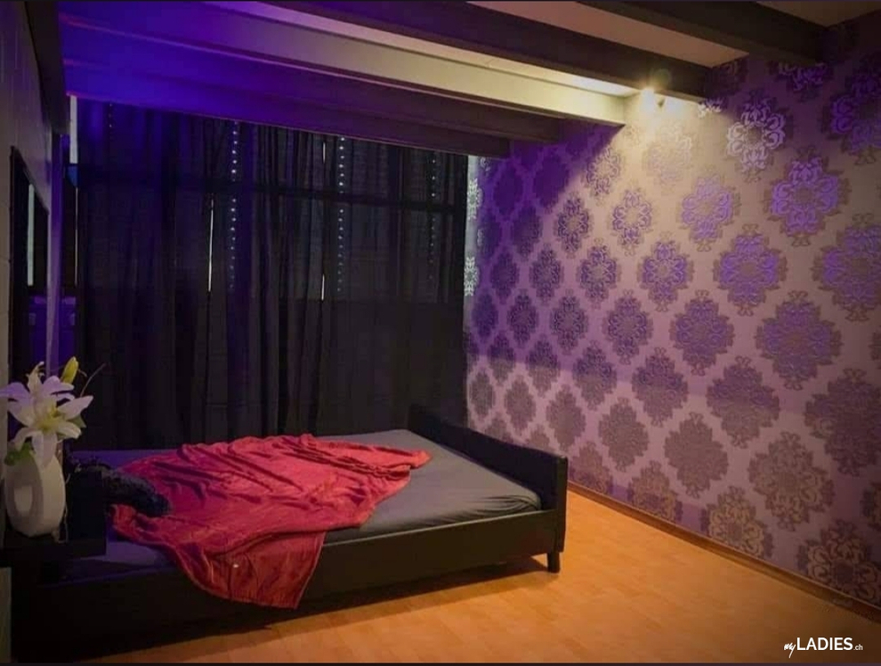 [OFFRE D'EMPLOI] Le Catalan Club Switzerland recherche une hôtesse / Bild 2