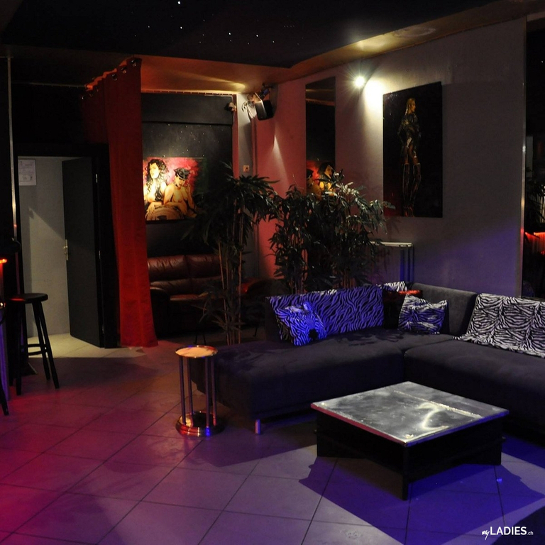 [OFFRE D'EMPLOI] Le Catalan Club Switzerland recherche une hôtesse