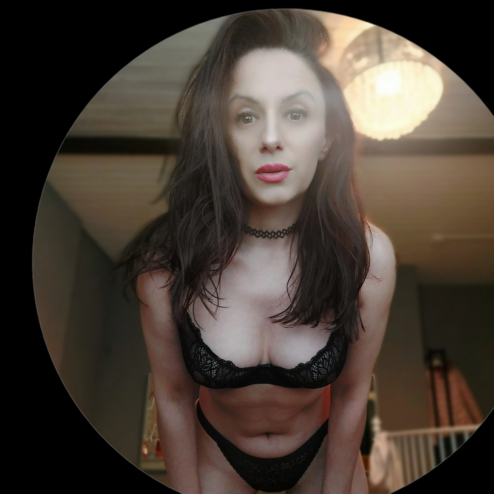 Immagine #8 da Rebecca