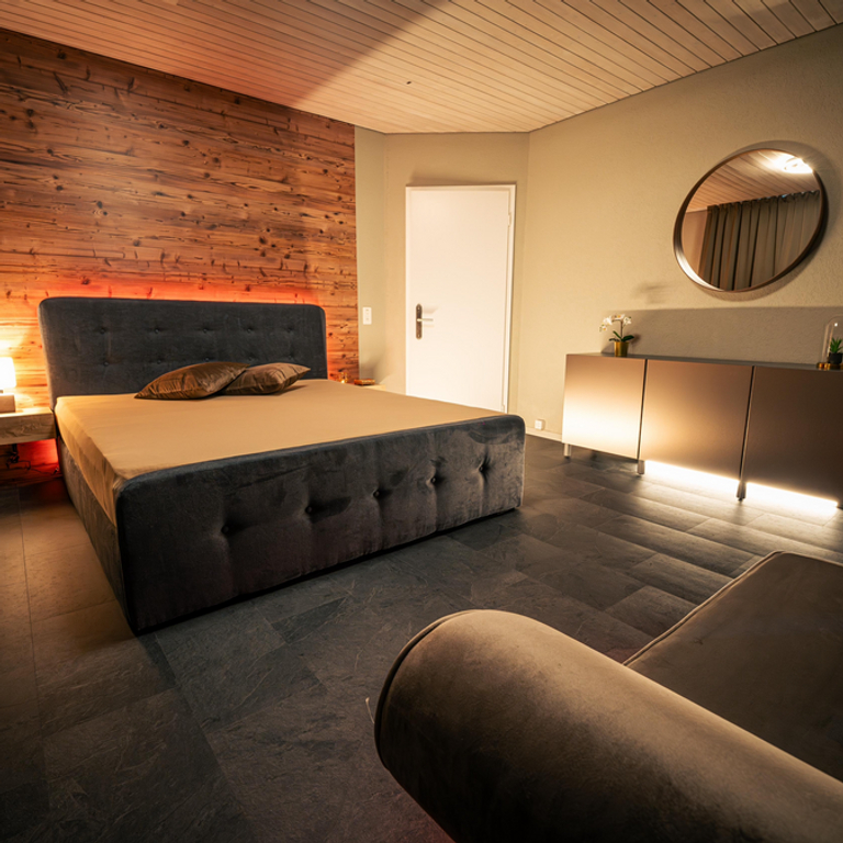 Heaven Girls — 3800 Interlaken