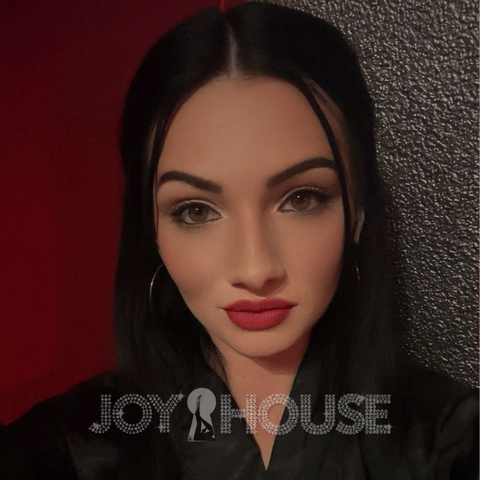 Defne - vor Lust zittern