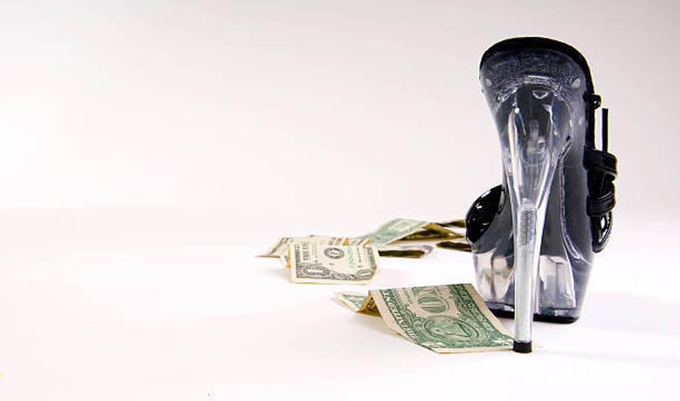 Schöne Bordell sucht neue Girls mit fairem %-System / Bild 27