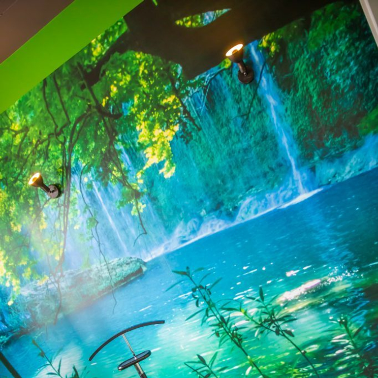 Schöne Bordell sucht neue Girls mit fairem %-System