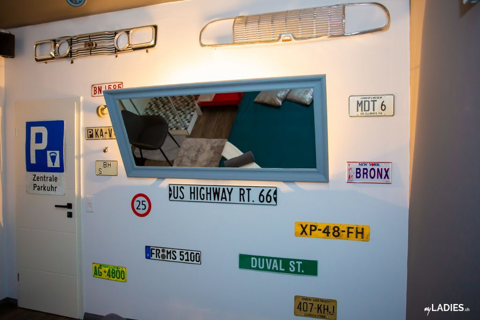 Schöne Bordell sucht neue Girls mit fairem %-System / Bild 14