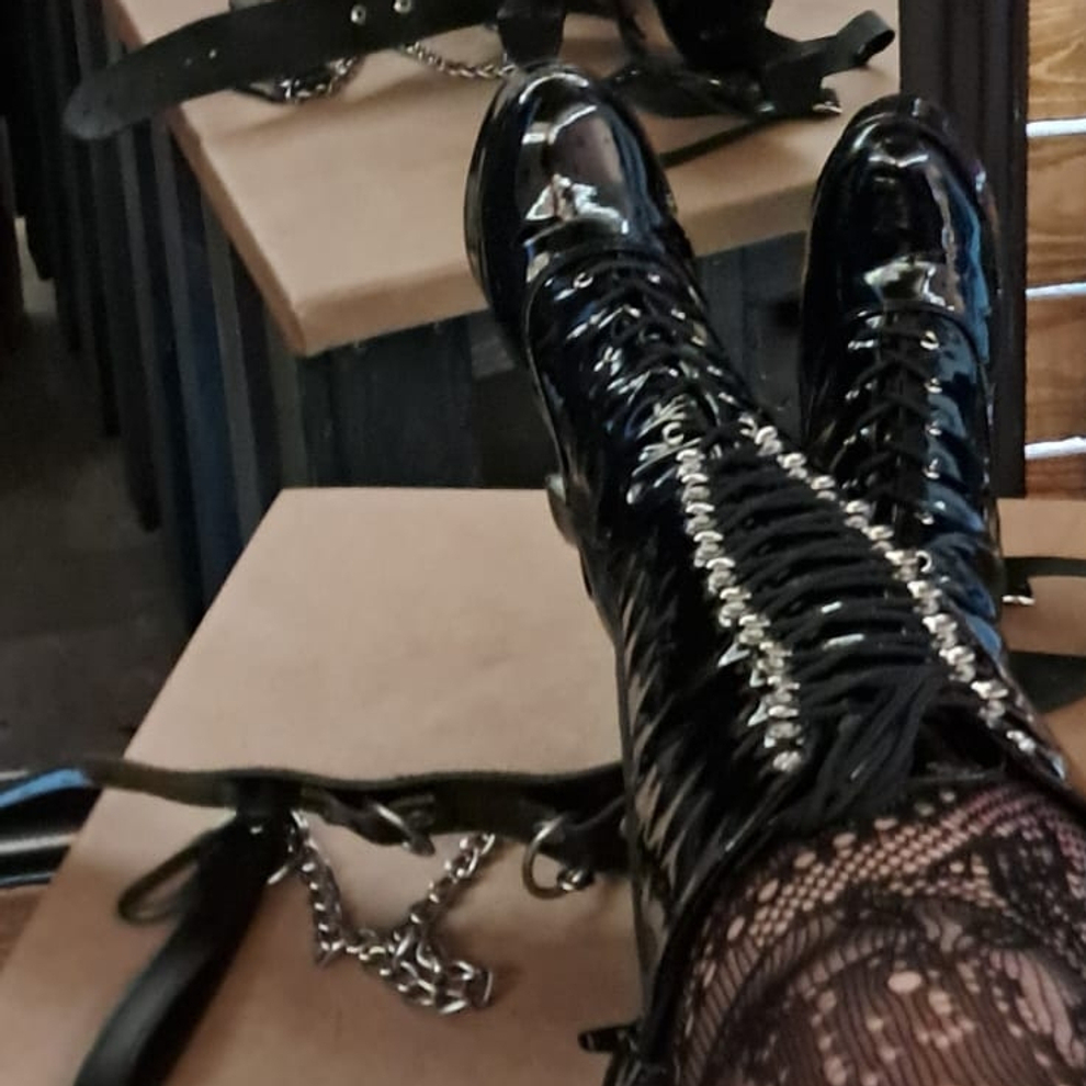 Bild #7 von Lady Lilith des Lys