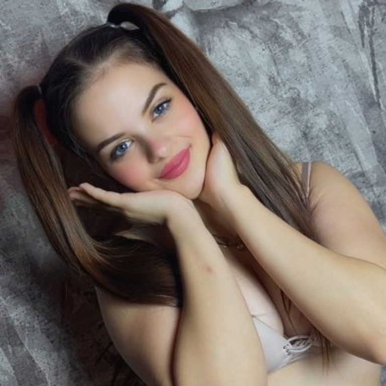 Alisa - heisse Spalte