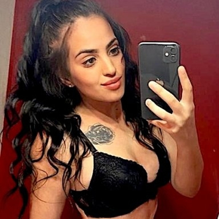 Seyran - geile Fickspalte