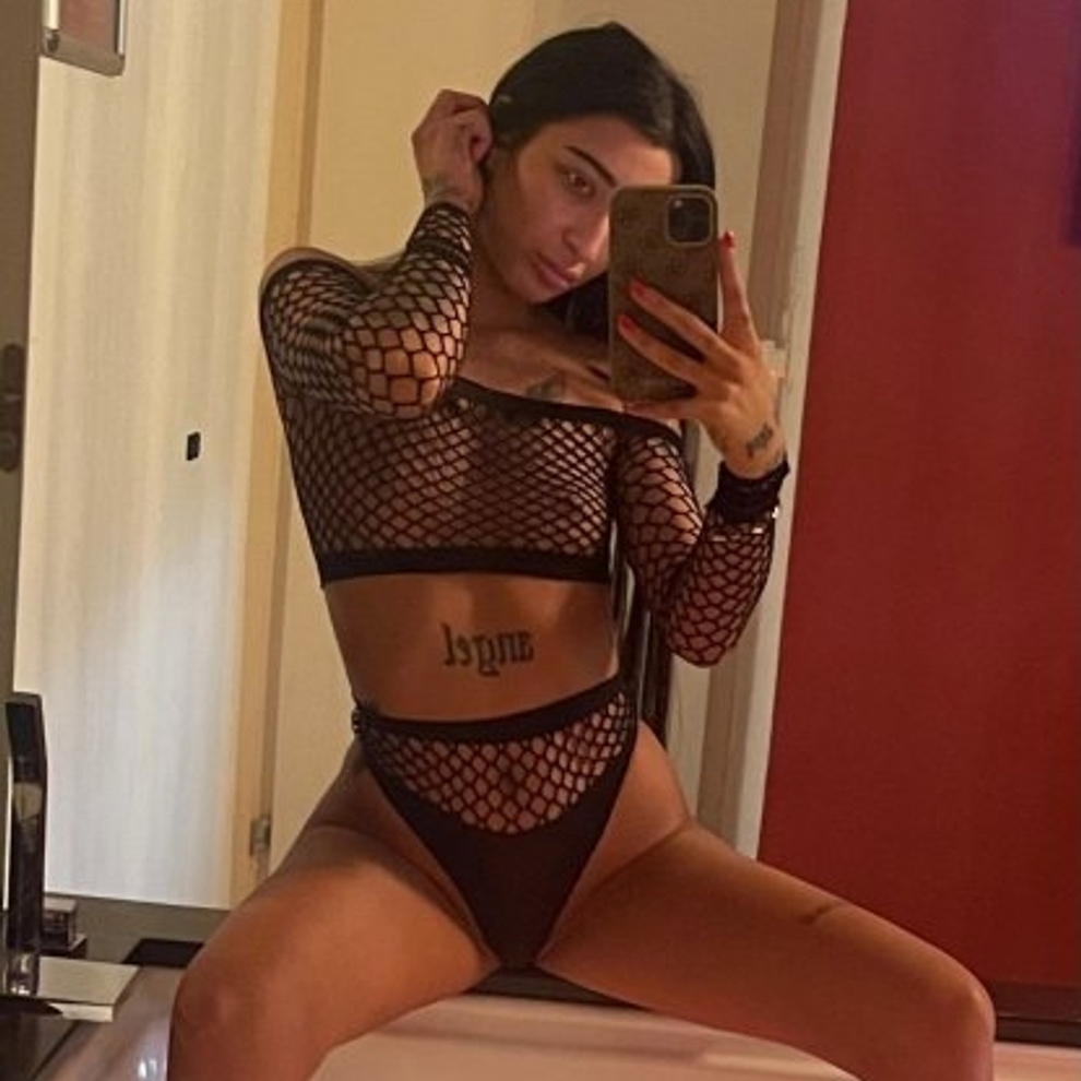 Image #8 from Jennifer