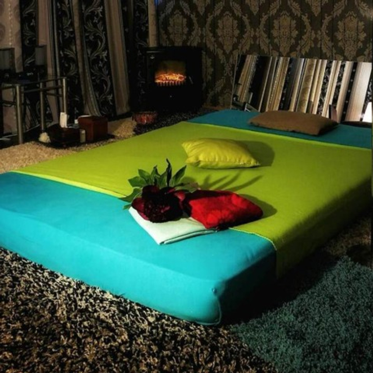 ZÜRICH TANTRA — 8305 Dietlikon