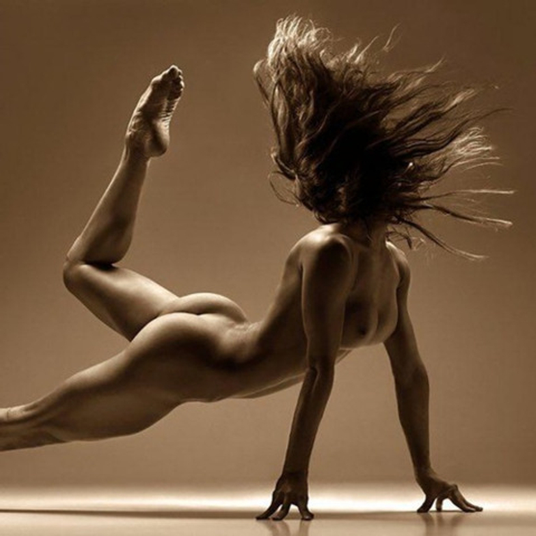 Sheryl - tanzende Masseuse