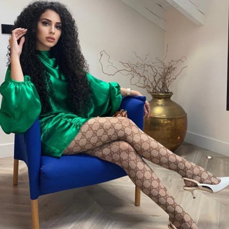 Adriana - Sanfte Hände