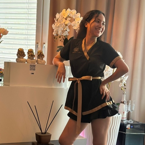 Elena - Massagen = Traum