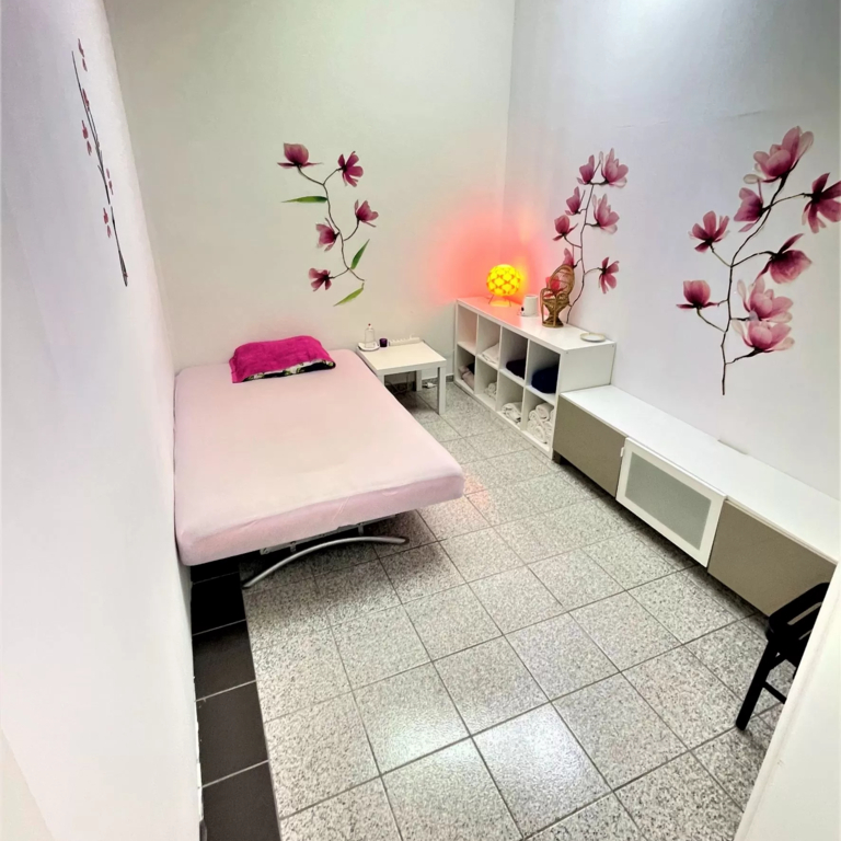 TOP JOB bei "Your Girls" Massage in BASEL