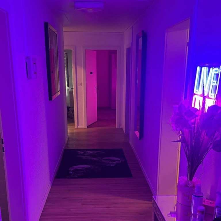 Neues Studio sucht motivierte Girls