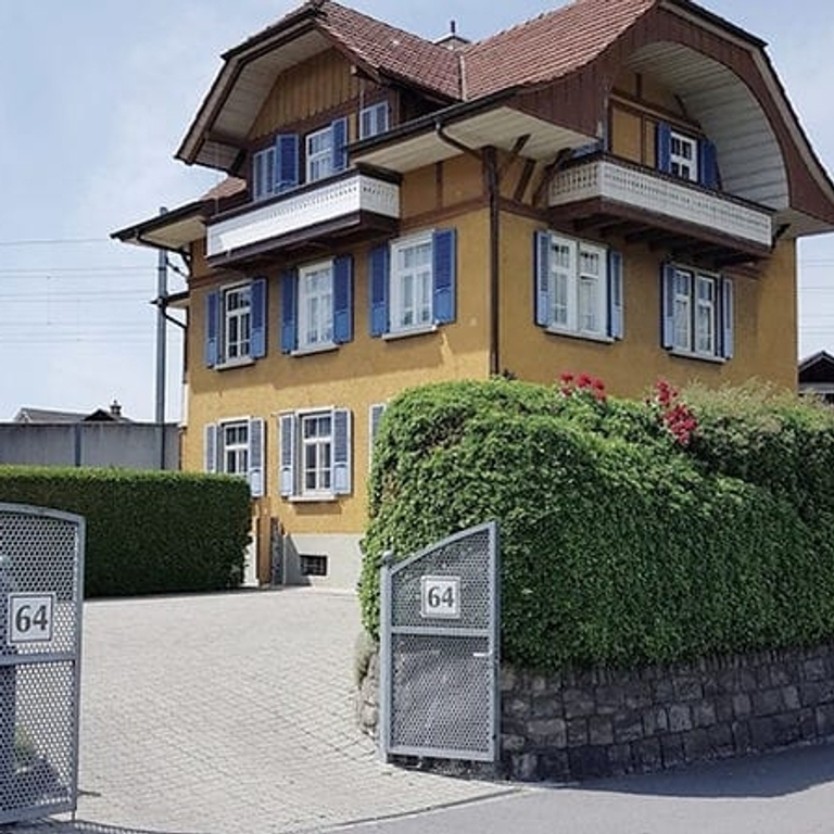 Venus 64 — 3604 Thun