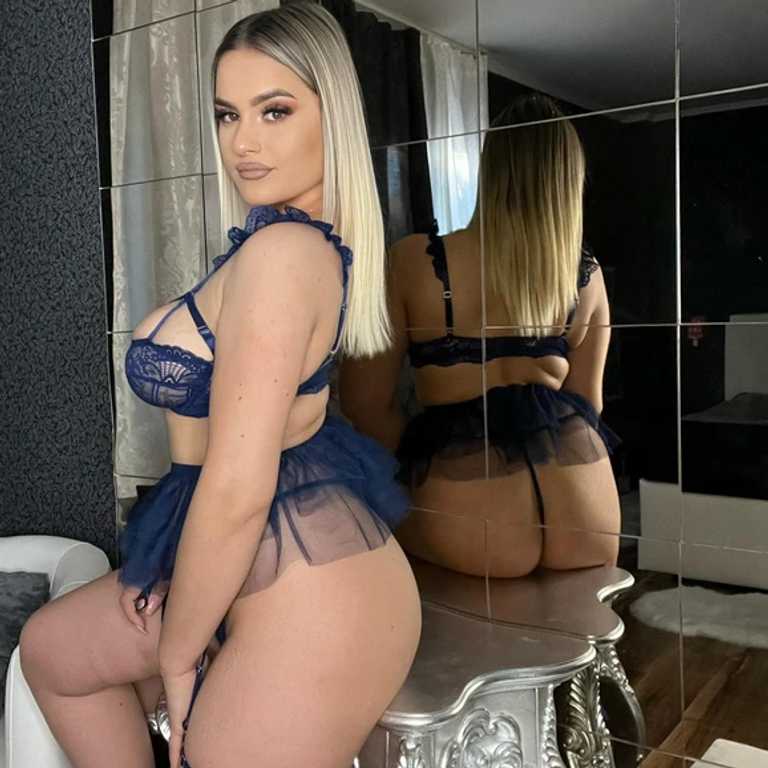 Beatrice - geiler runder Arsch