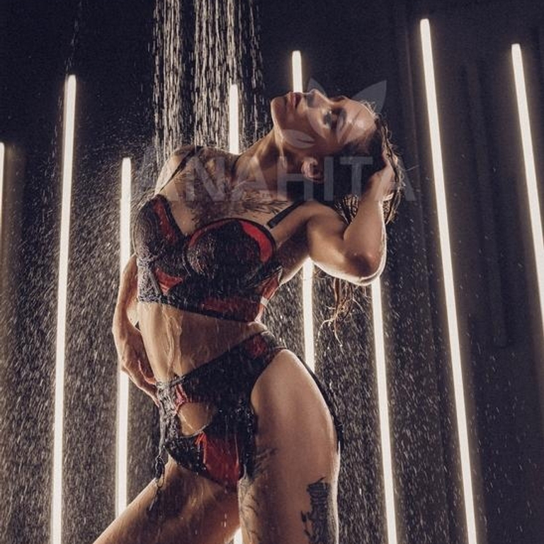 Alisa - Zierlich Zarte Alisa